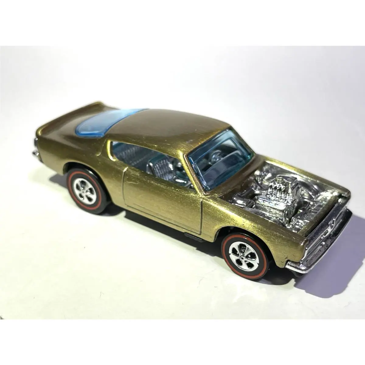 Gorgeous Custom Made Redline Hot Wheels Barracuda Spectraflame Gold