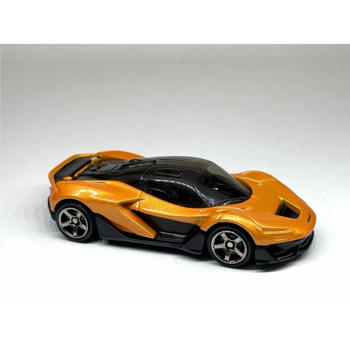 Custom Made Hot Wheels Mclaren W1 Race Day Diecast