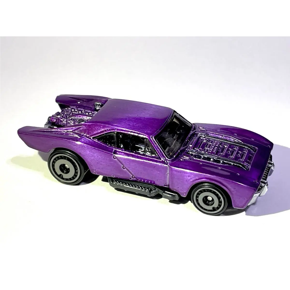 Hot Wheels Custom Made Redline Spectraflame Purple Batman Batmobile GRX23