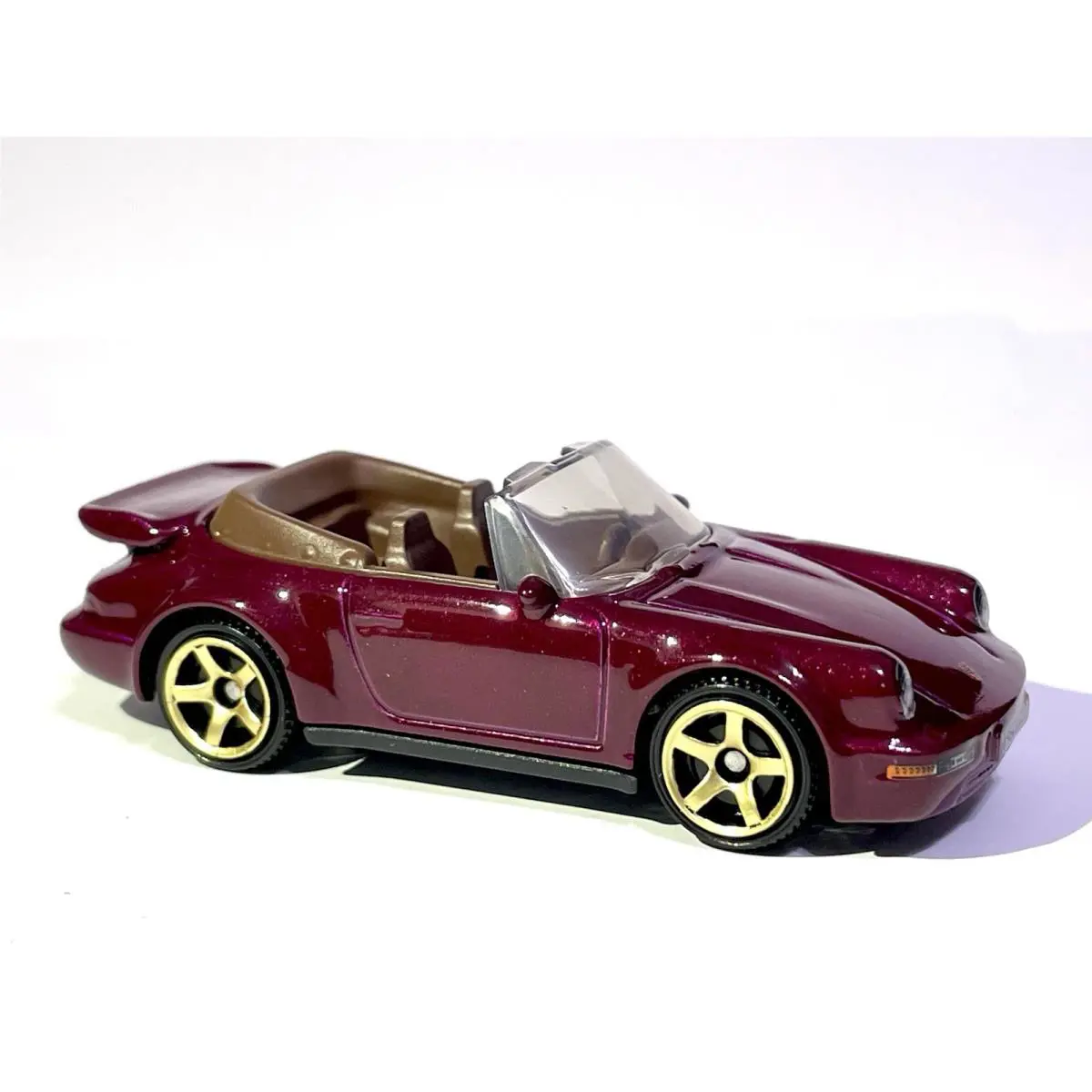 Hot Wheels Custom Made Porsche 911 Turbo Cabriolet Diecast Car