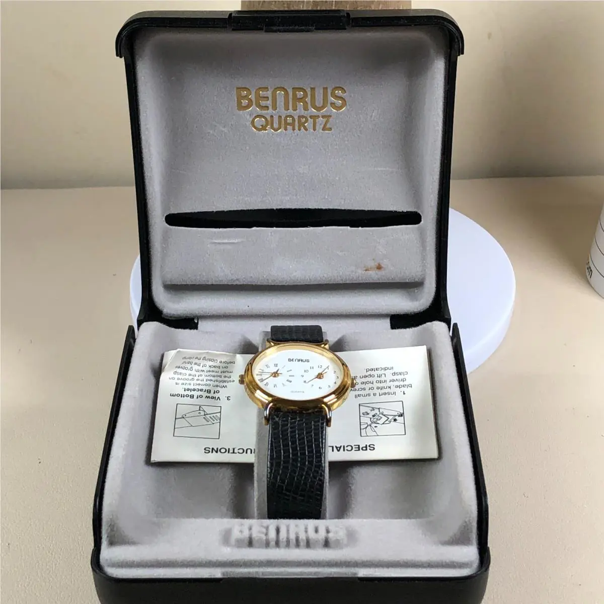 Vintage  Women Dress Dual Time Leather Quartz Analog 31mm Watch 7 1/4 by Benrus