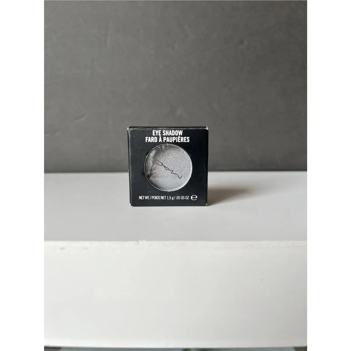 Mac Eyeshadow in Idol Eyes .05Oz