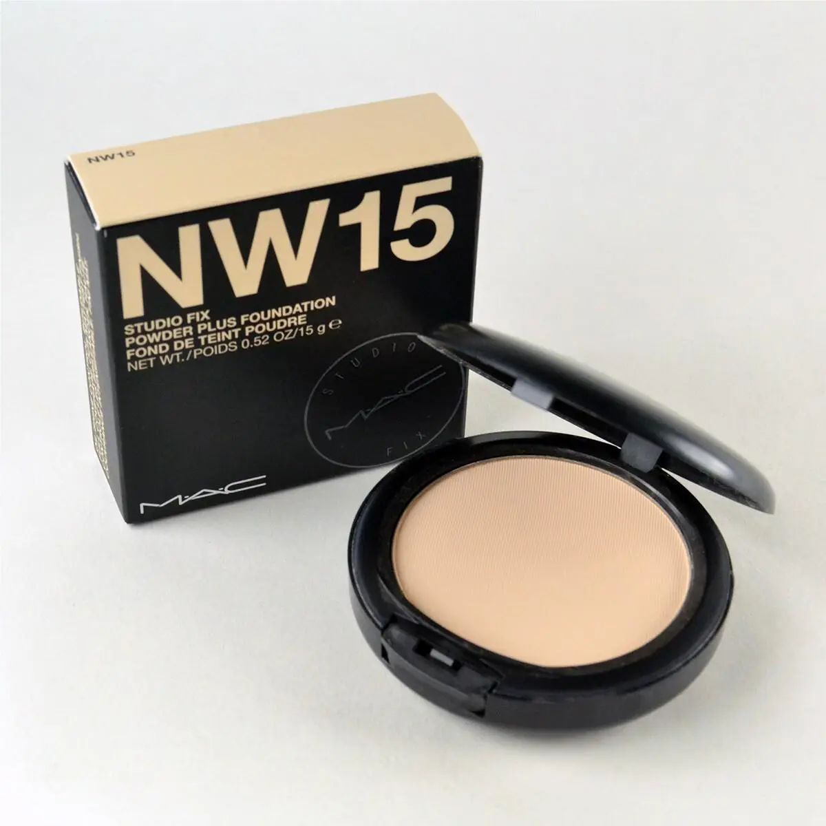 Mac Studio Fix Powder Plus Foundation NW15 - Full Size 0.52 Oz. / 15 g