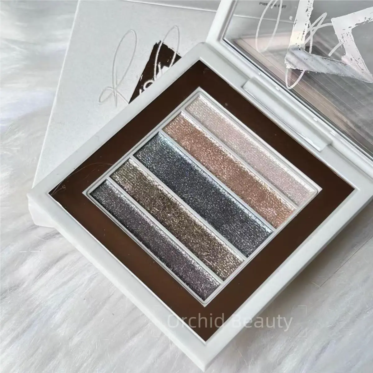 Boxed Mac Riri Hearts Veluxe Pearlfusion Eyeshadow 2xDare Rare