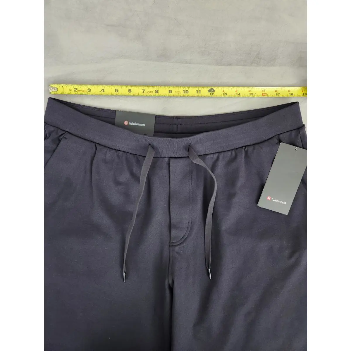Lululemon clothing - Black 9