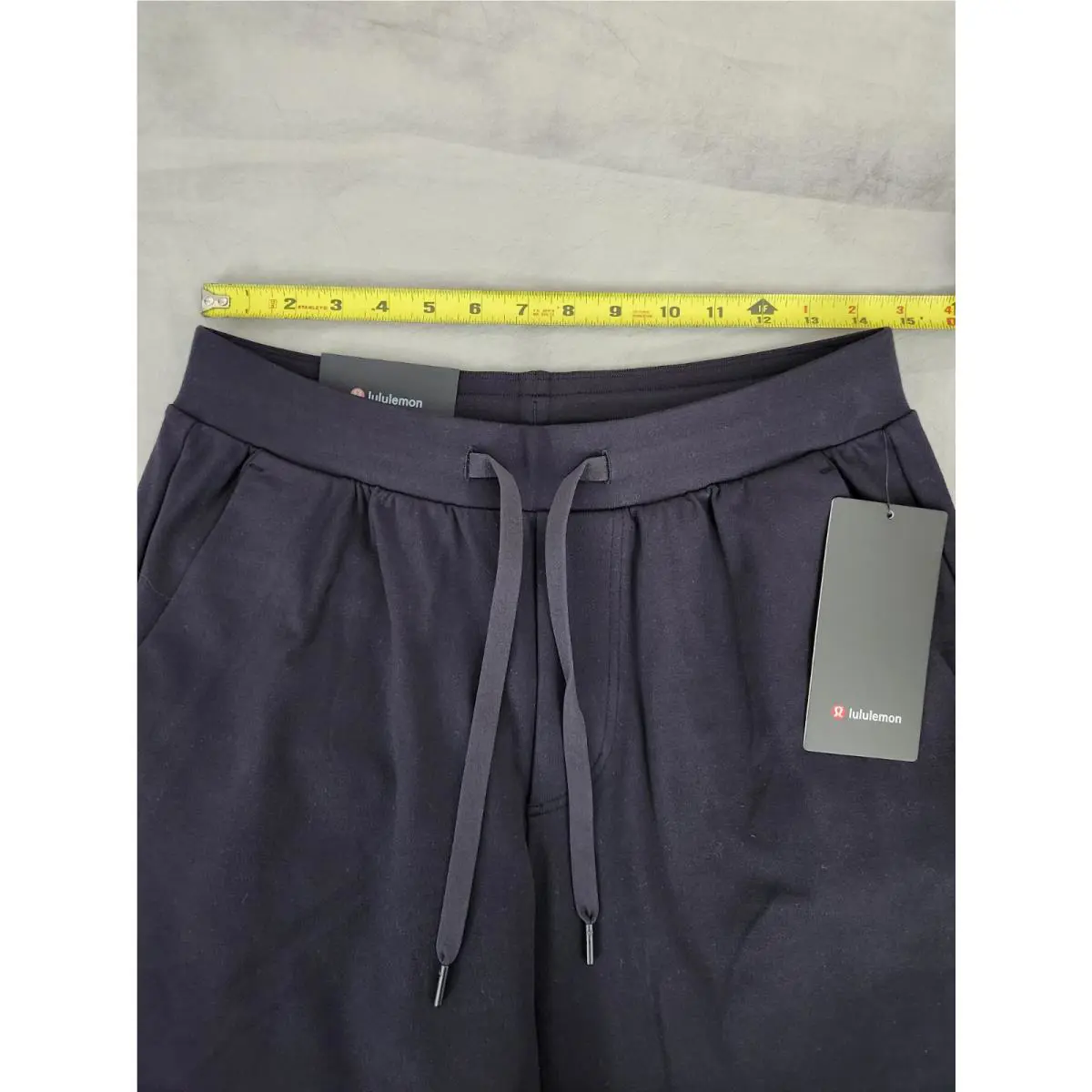 Lululemon clothing - Black 8