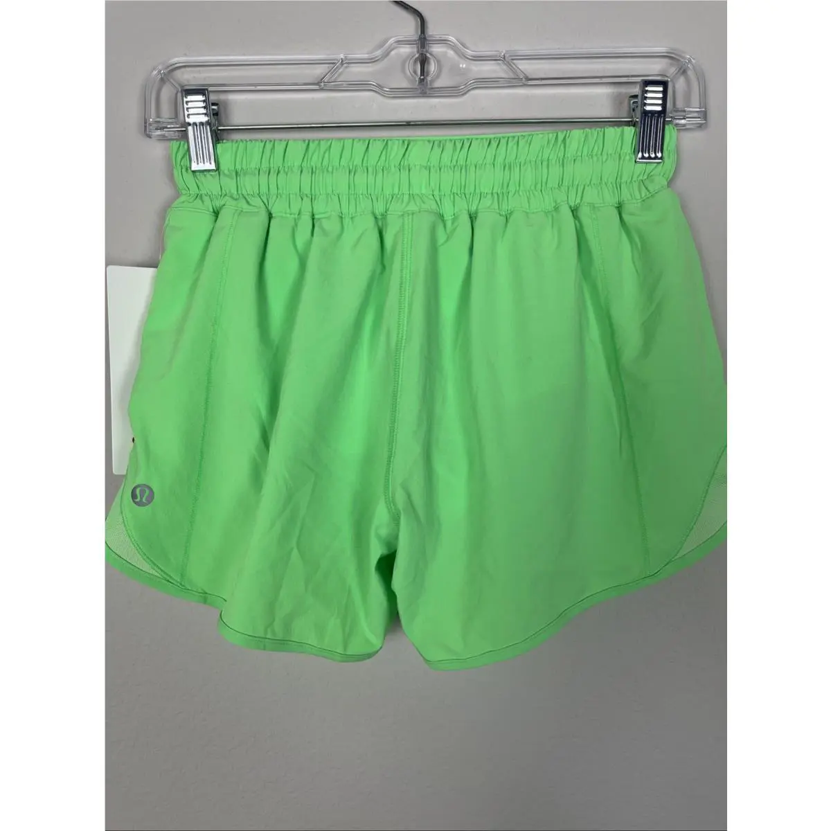 Lululemon clothing - NA - Pistachio Green 11