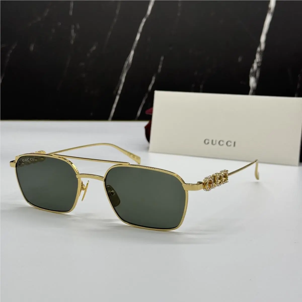 Gucci Sunglasses Gold Unisex Eyewear Gucci GG1804S 001