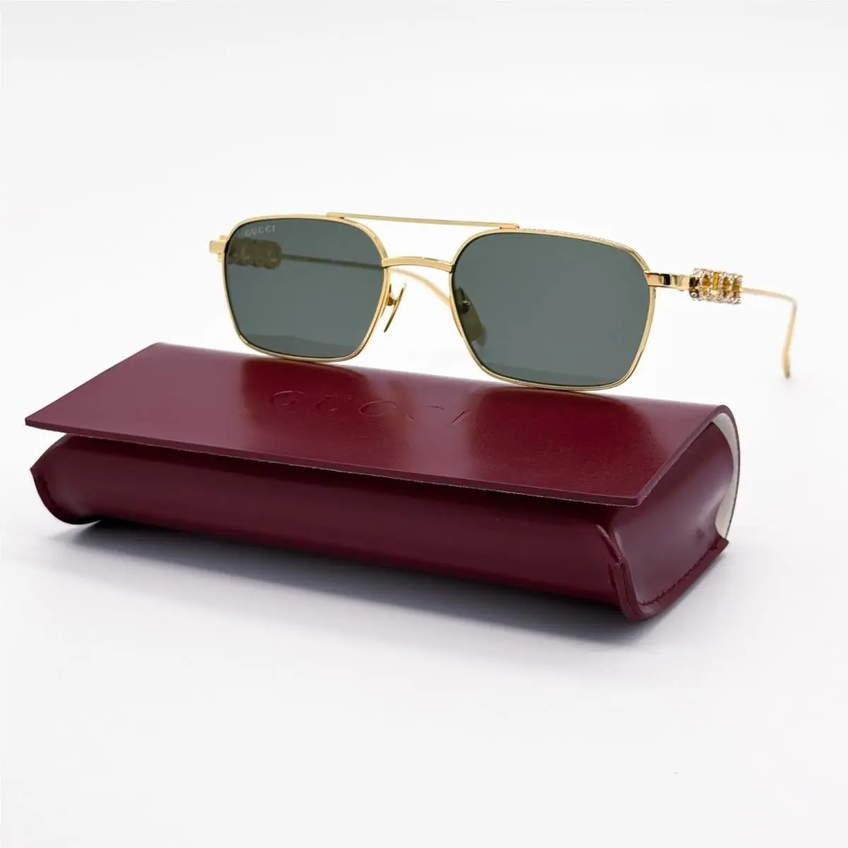 Gucci Sunglasses Gold Unisex Eyewear Gucci GG1804S 001
