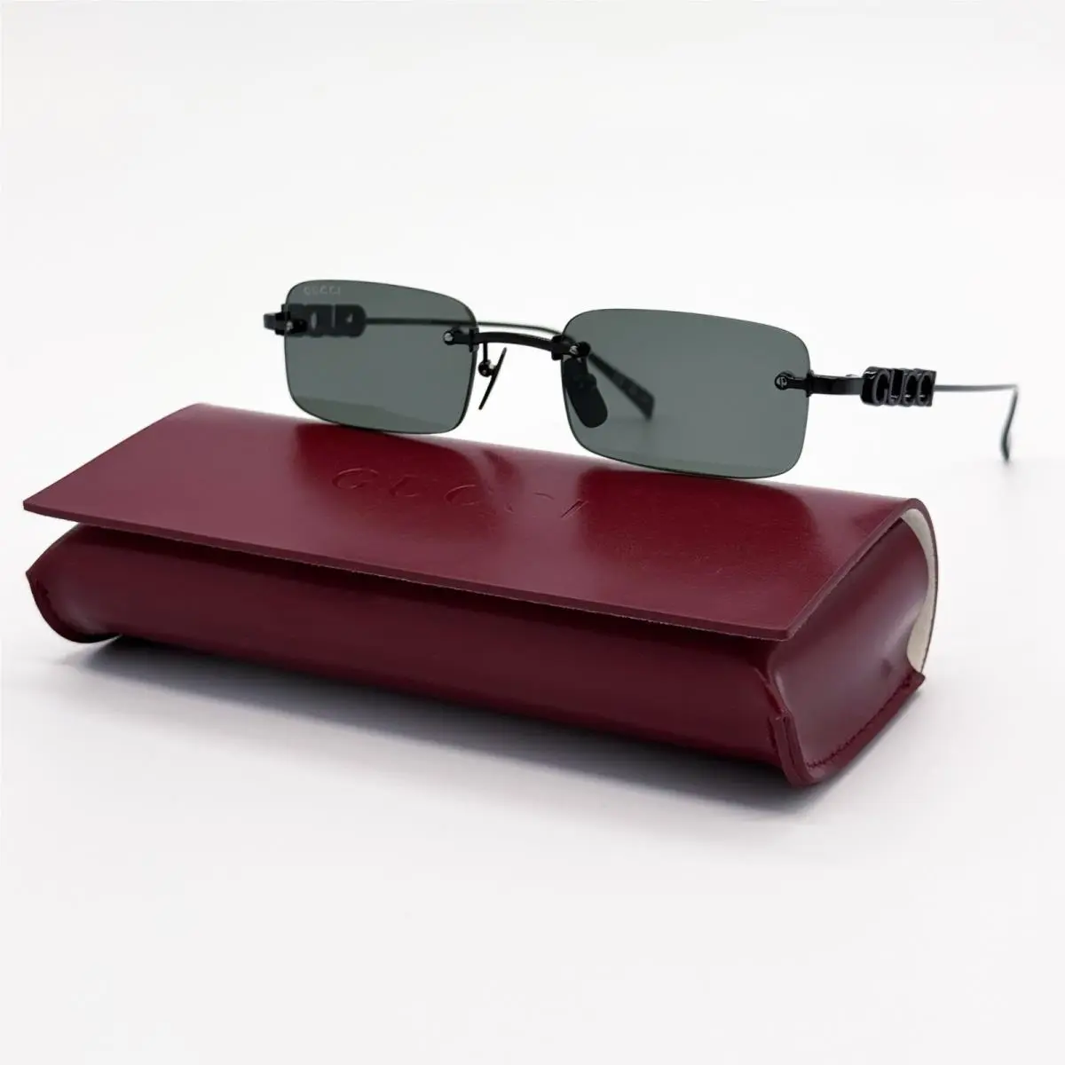 Gucci Sunglasses Black Unisex Rectangle Eyewear Gucci GG1808S 001