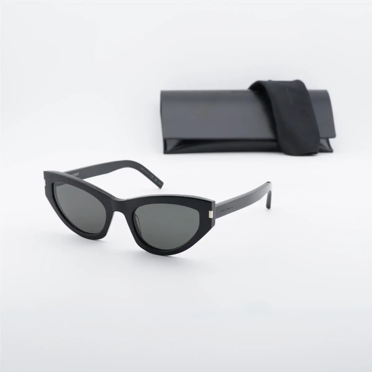 Saint Laurent SL215 Grace 001 Black/grey 54-22-145 Sunglasses by Yves Saint Laurent