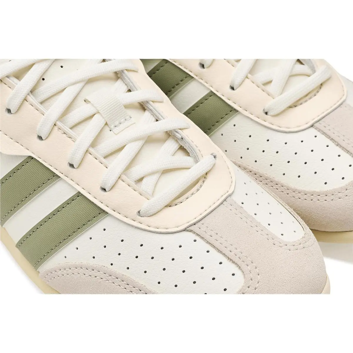 Adidas shoes - Black/White/Off White 32