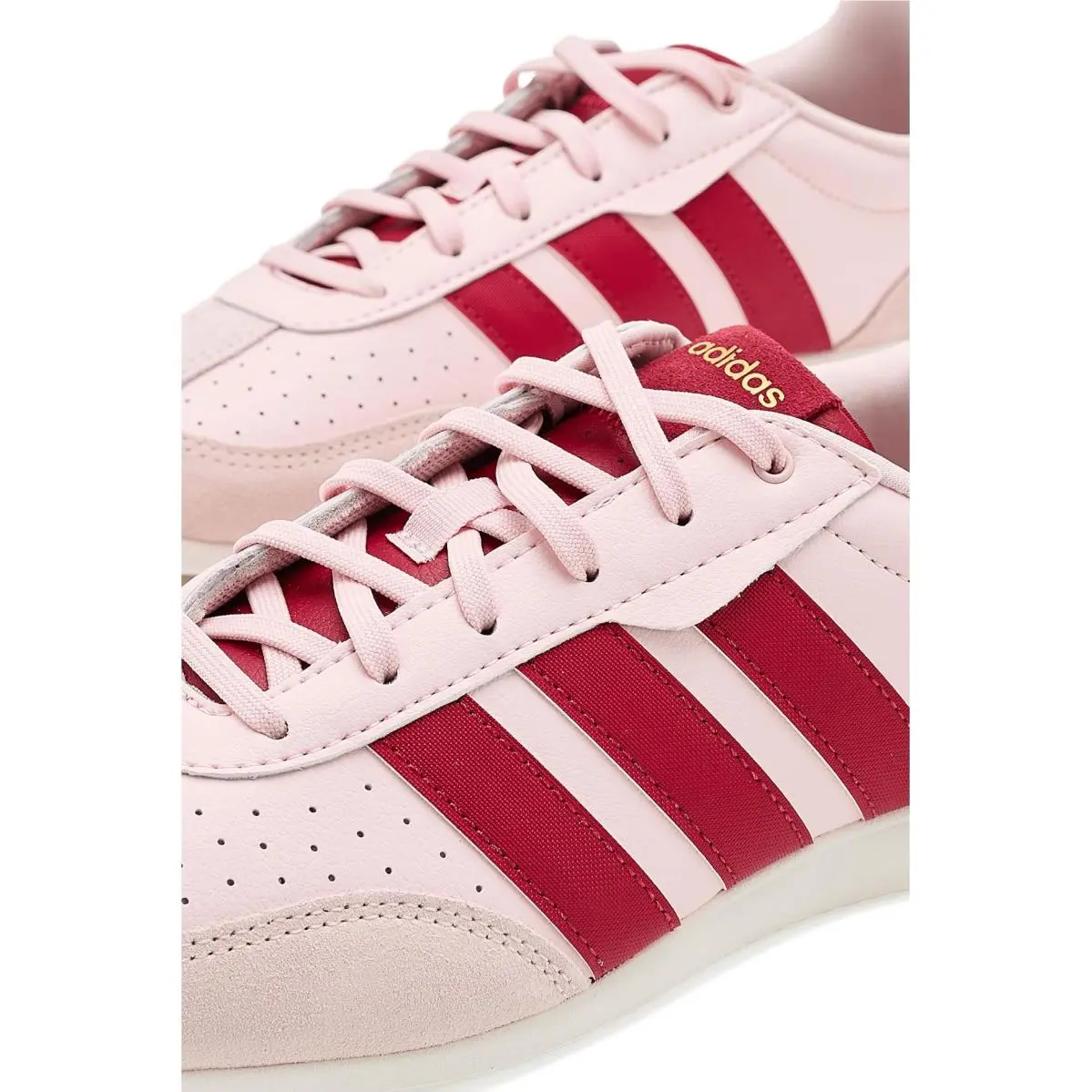 Adidas shoes - Cyber Metallic/Off White/Wonder Alumina 18
