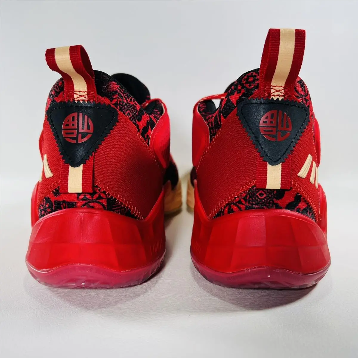 Adidas shoes - adidas D.O.N. Issue #3 - Issue - GY0328 - Scarlet / Pulse Amber / Core Black 7