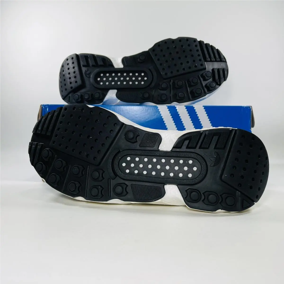 Adidas shoes - adidas ZX 22 Boost - Boost - GY6693 - Cloud White / Semi Mint Rush / Semi Solar Orange 1