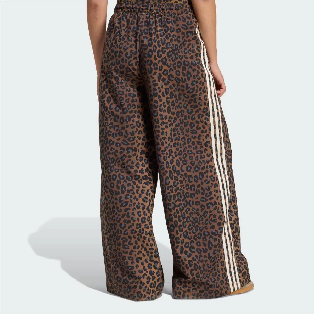 Adidas clothing - JW7302 - JW7302 - Multicolor 4