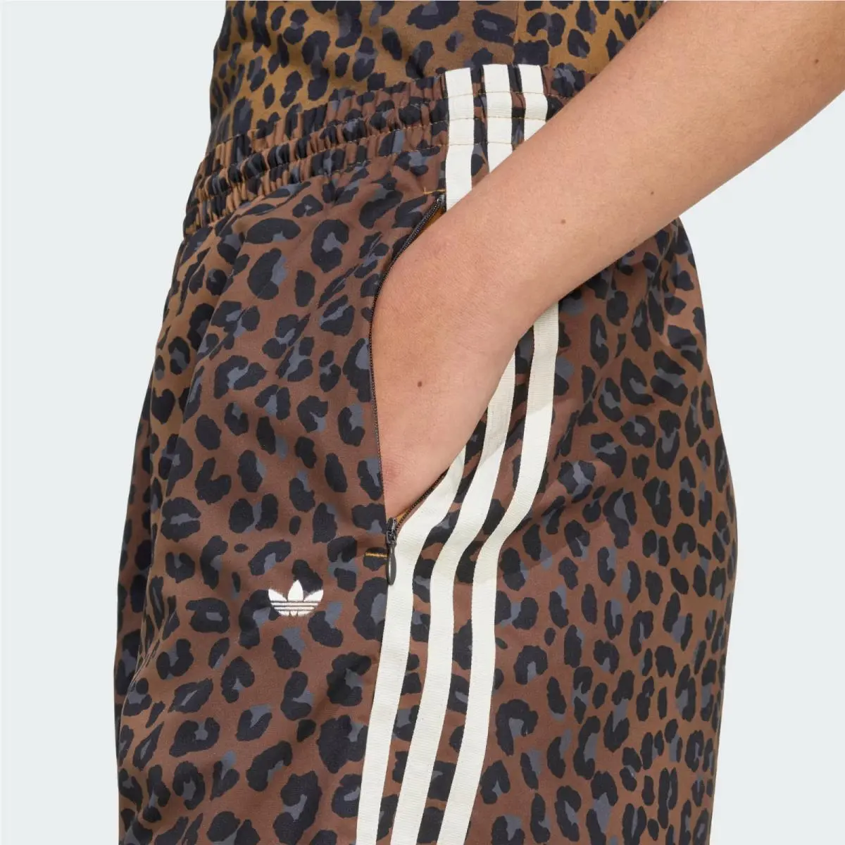 Adidas clothing - JW7302 - JW7302 - Multicolor 17