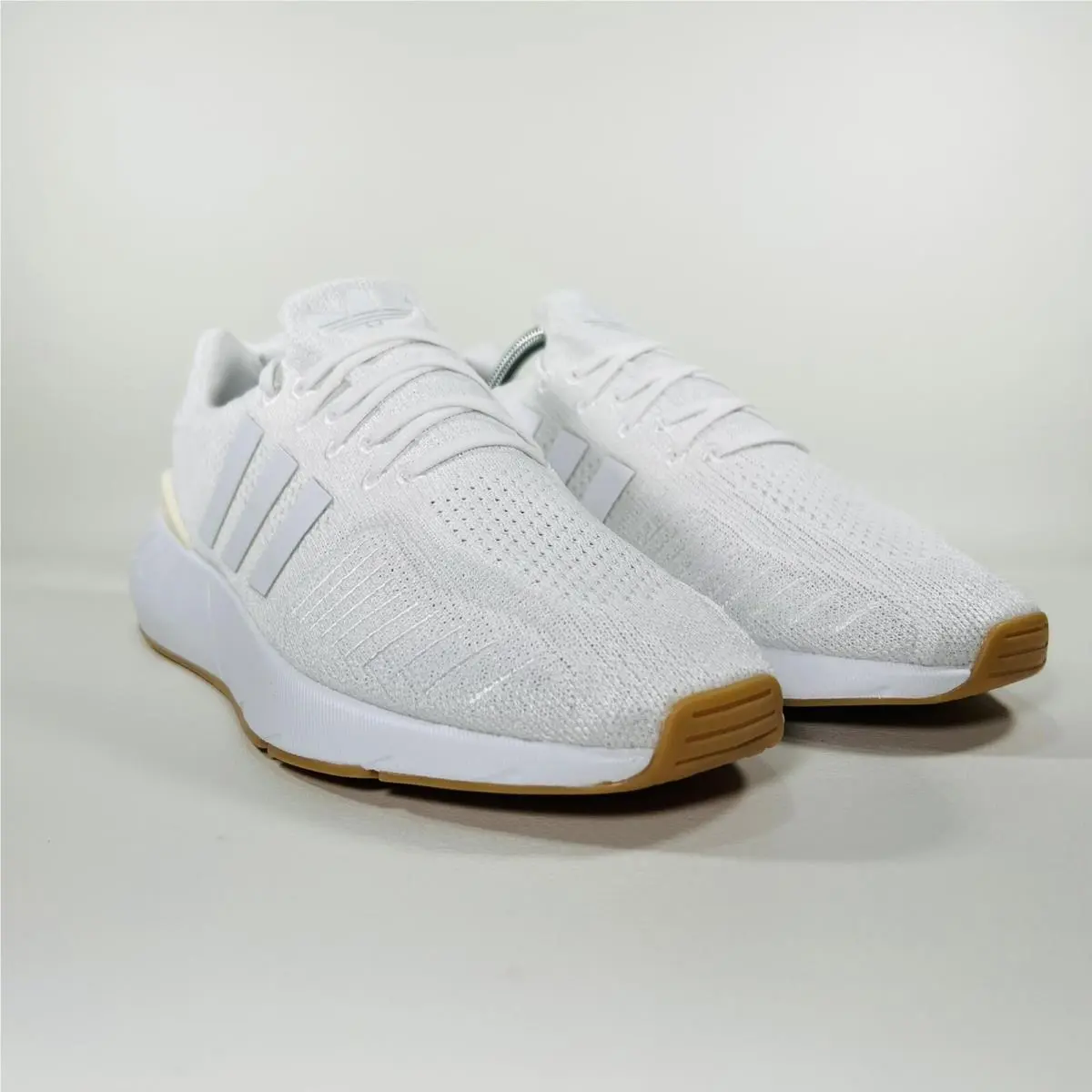 Adidas shoes - adidas Swift Run 22 - Swift Run - GZ4972 - Cloud White / Gum 3 4