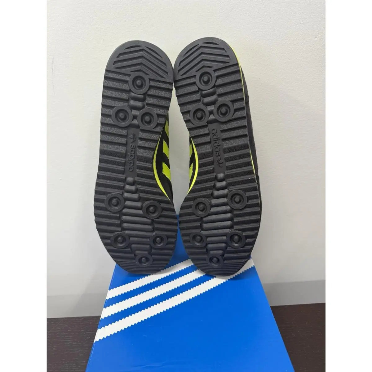 Adidas shoes - IG4647 - IG4647 - Black 5
