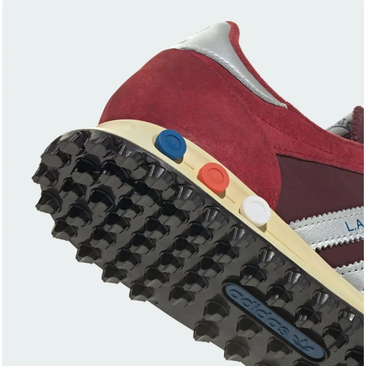 Adidas shoes - adidas Originals LA Trainer - Originals Trainer - JQ5715 - Red 18