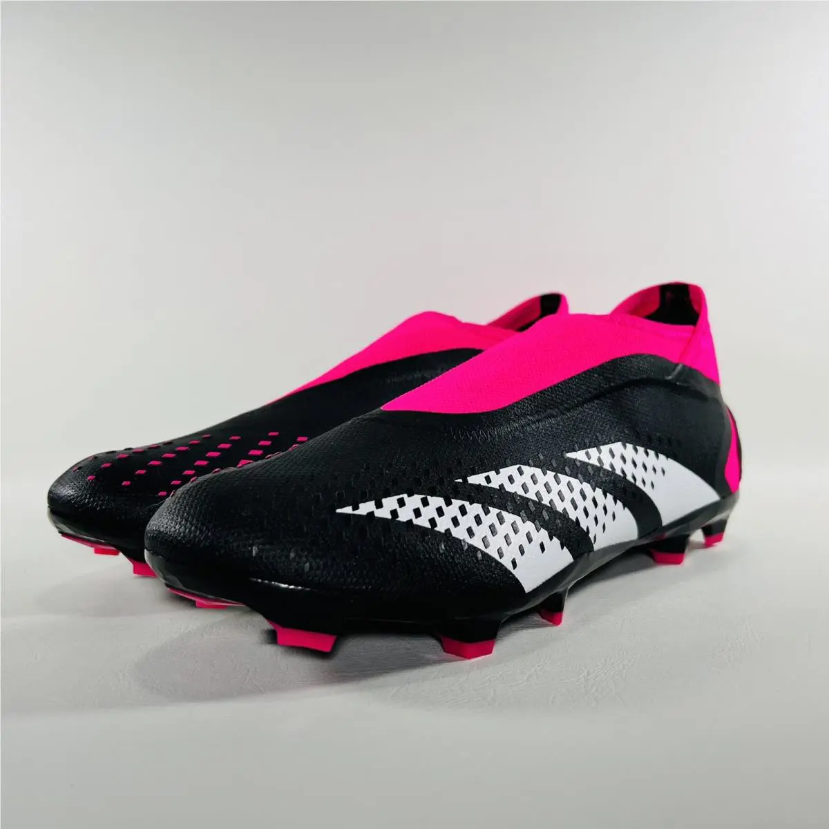 Adidas shoes - adidas Predator - Predator - GW4597 - Black / Pink / White 5
