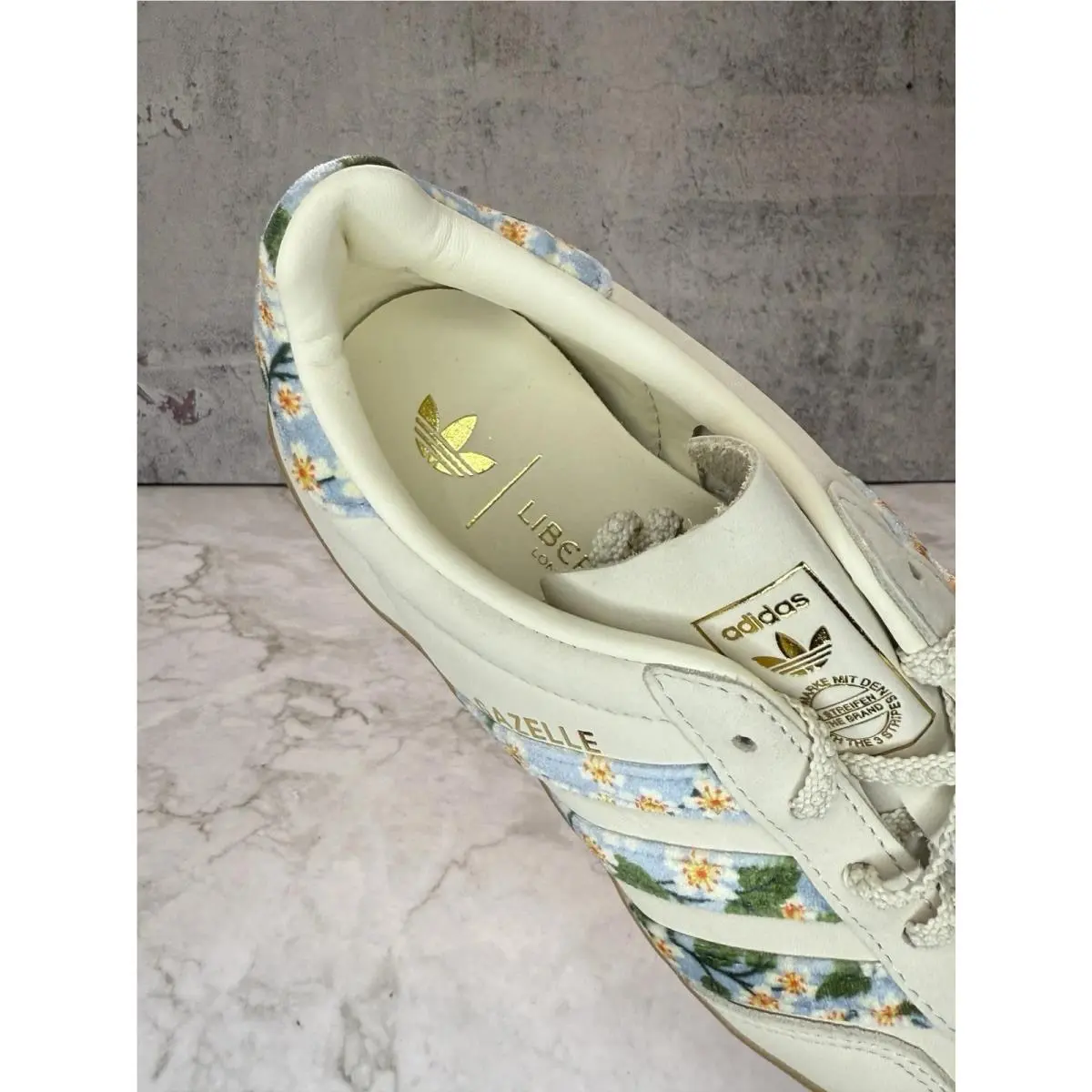 Adidas shoes - adidas Gazelle - Gazelle - JR3601 - White 21