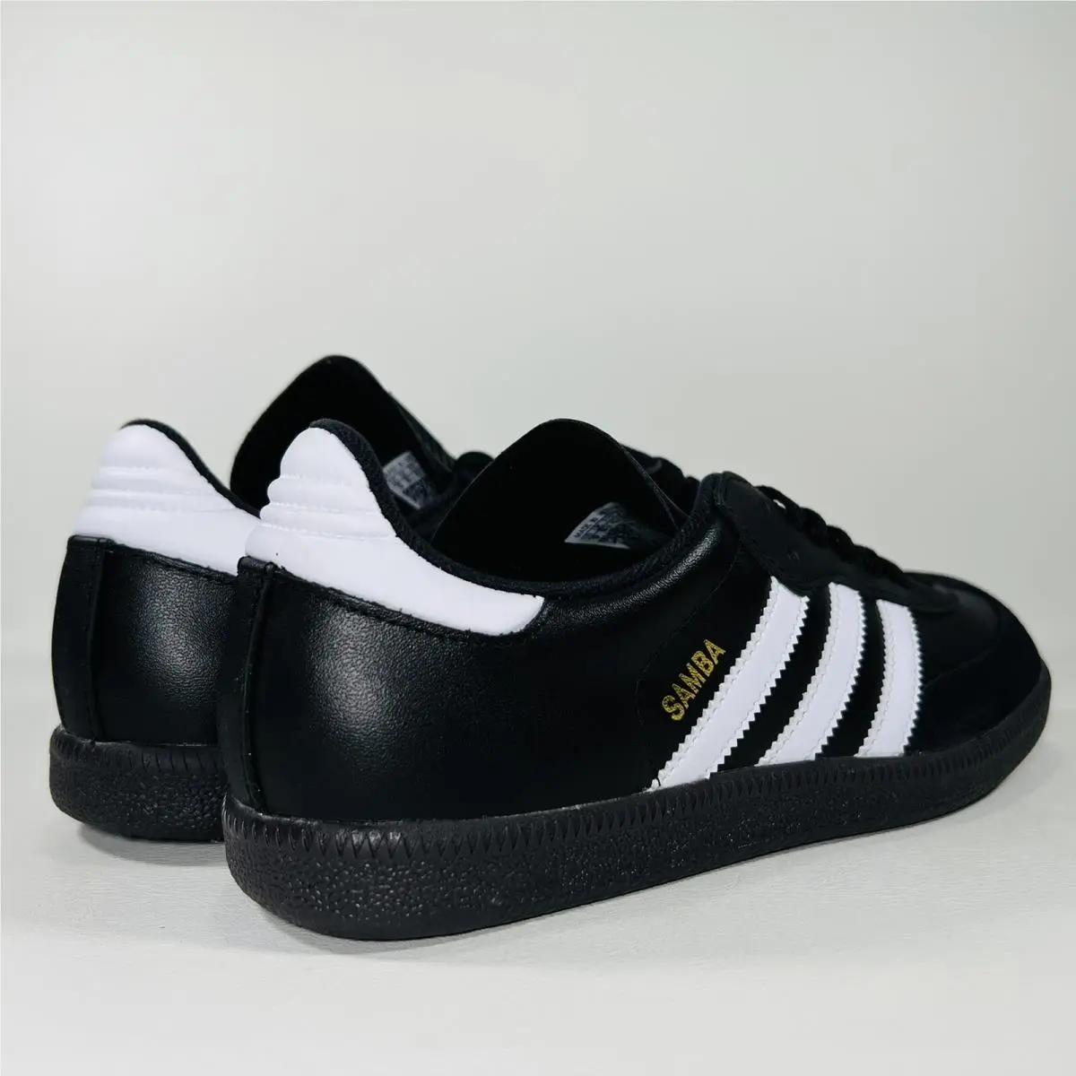 Adidas shoes - Adidas Samba Classic - Samba Classic - 034563 - Core Black / Cloud White / Core Black 7