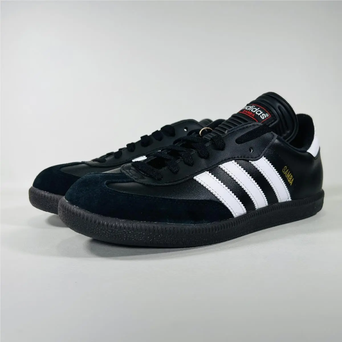 Adidas shoes - Adidas Samba Classic - Samba Classic - 034563 - Core Black / Cloud White / Core Black 16