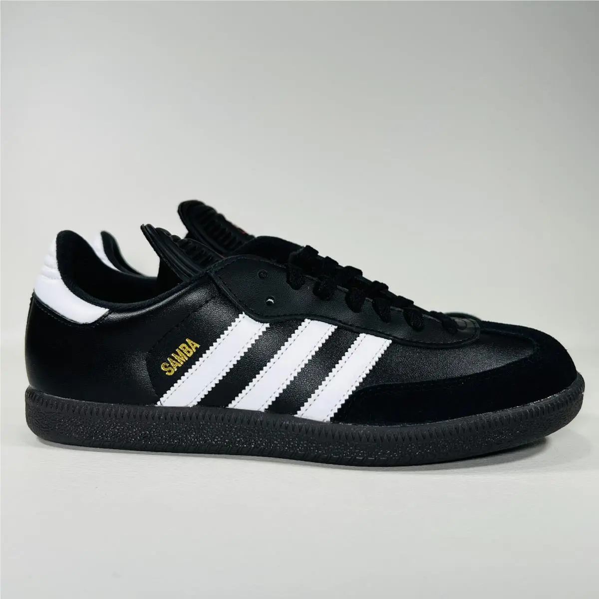 Adidas shoes - Adidas Samba Classic - Samba Classic - 034563 - Core Black / Cloud White / Core Black 20