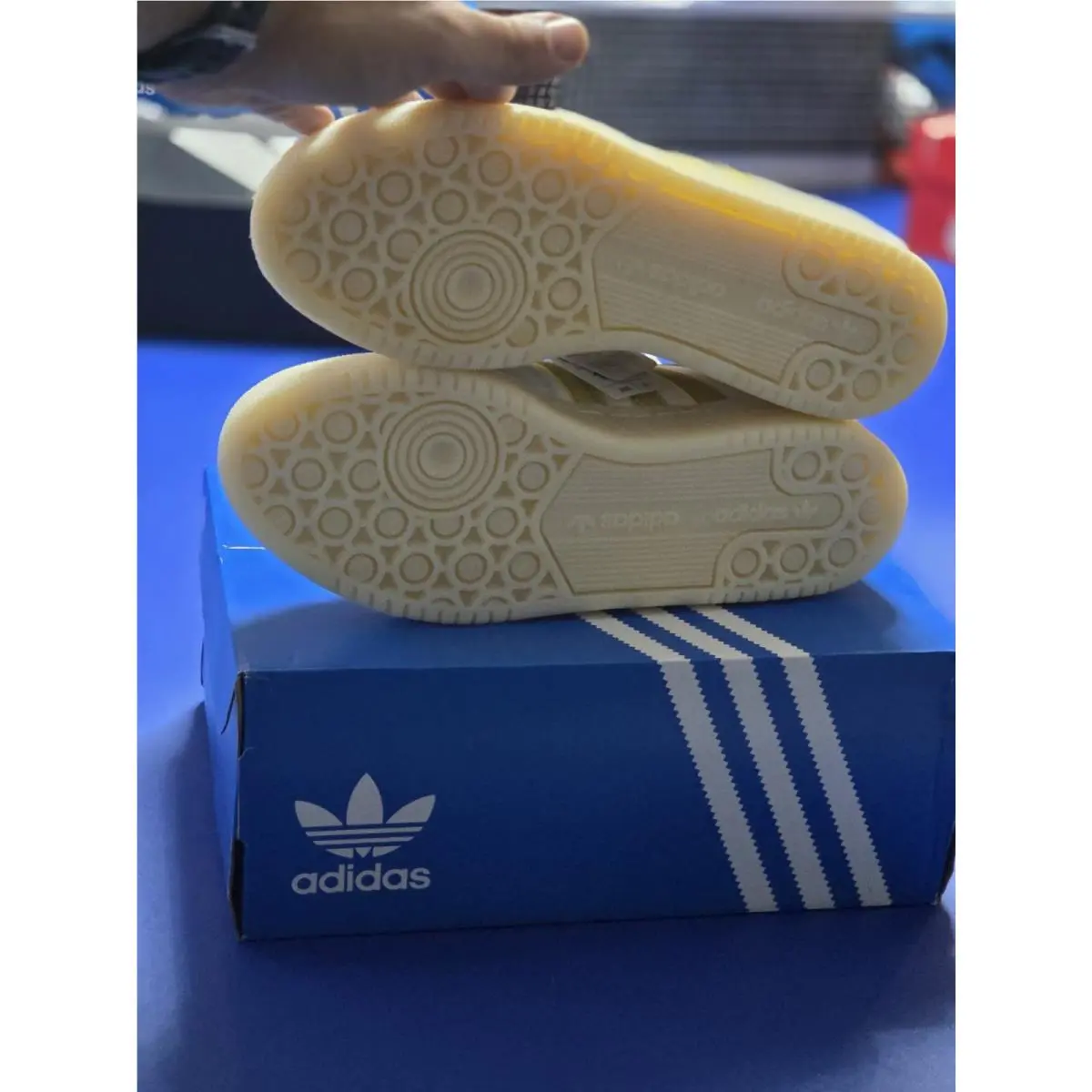 Adidas shoes - LAFC Centennial 85 - LAFC Centennial - JP5169 - White 3