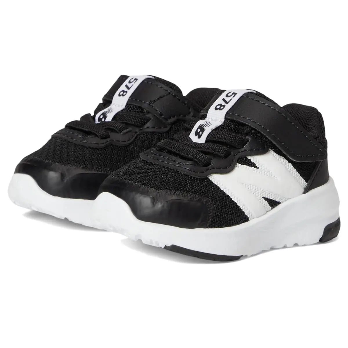 New Balance shoes - Black/White 6