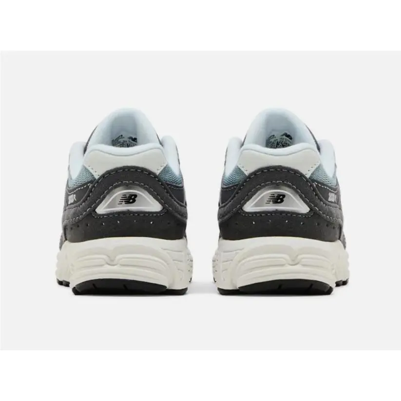 New Balance shoes - 2002 - 2002 - Blue 2