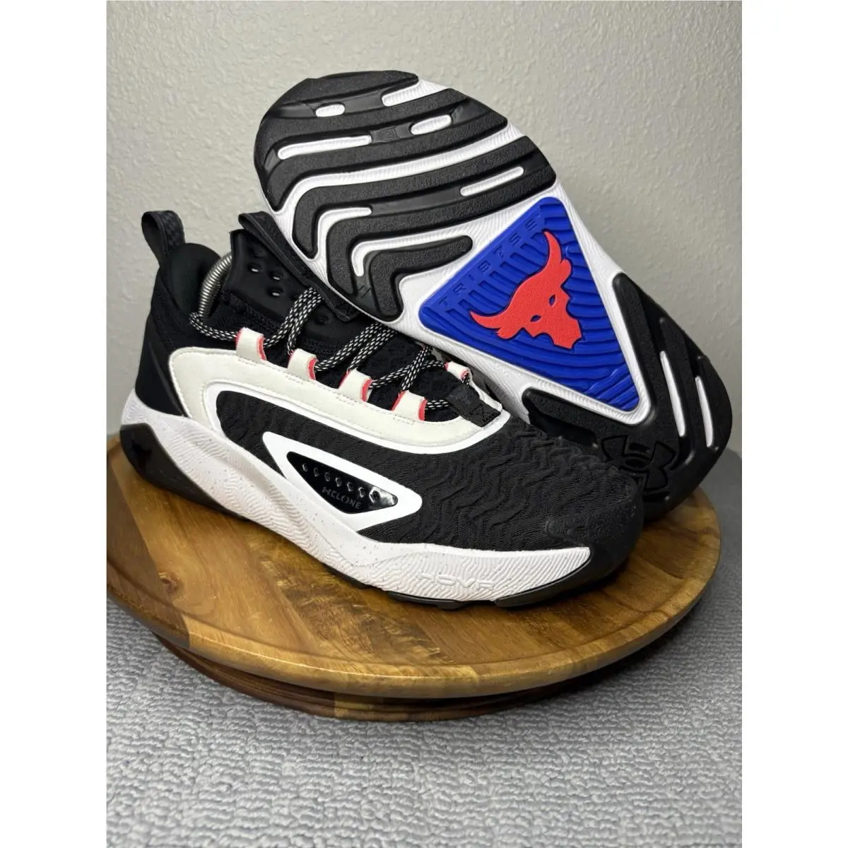 Men’s Size 9 Under Armour Project Rock 7 Training Shoes 3027600