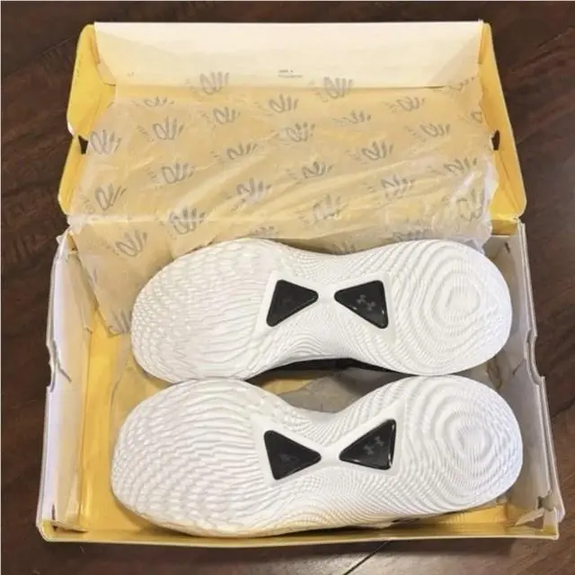 Under Armour shoes - 3025631 - 3025631 - Black (UPC: 0196039309648) 2