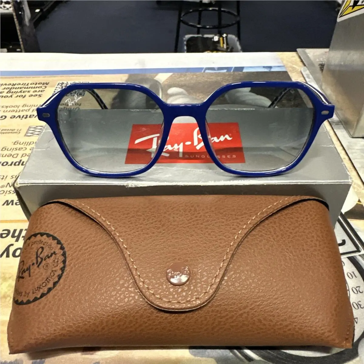 Ray-ban RB2194 Blue Vichy W White Clear Gradient Blue Lens Mc330