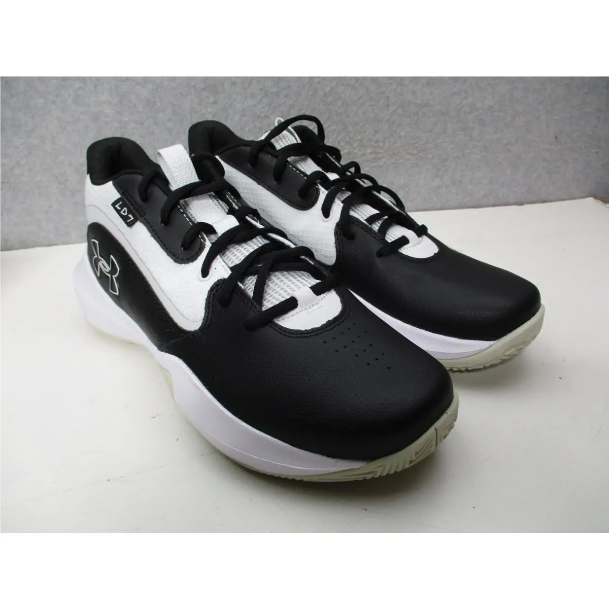 Under Armour shoes - Under Armour Lockdown 7 - Lockdown - 3027646-001 - Black 1