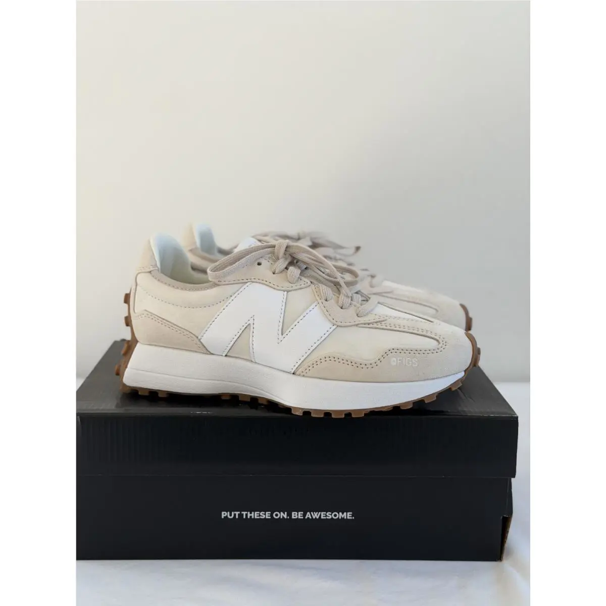 New Balance shoes - Cream 9