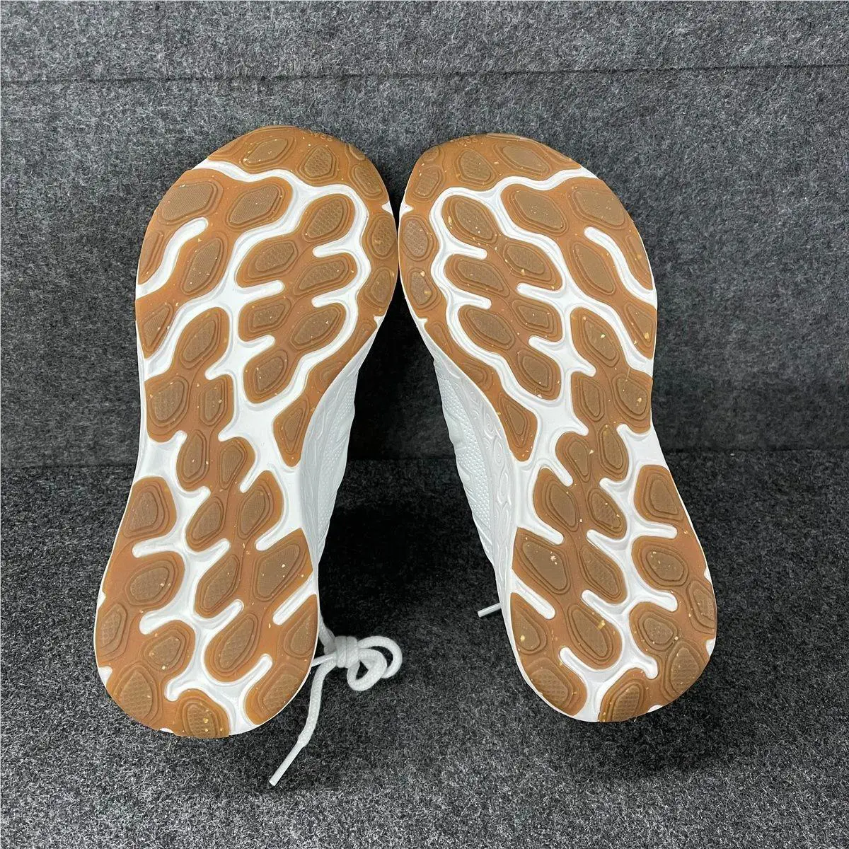 New Balance shoes - vs-180305 - vs-180305 - White (UPC: 196652989692) 1