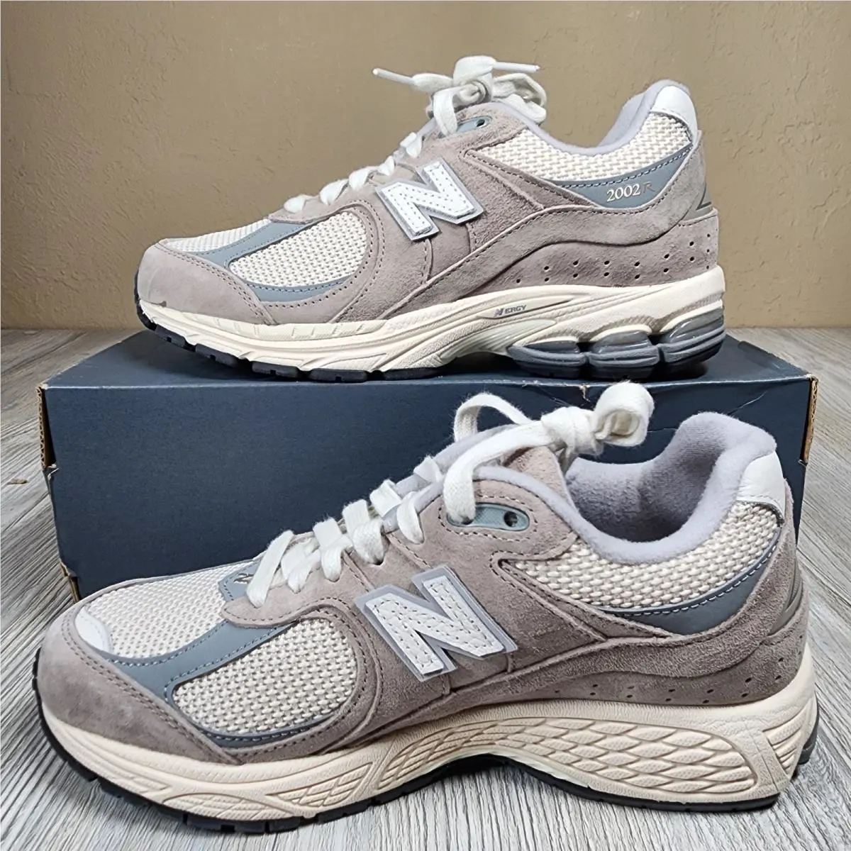 New Balance shoes - New Balance 2002 - U2002RRD - Gray 0