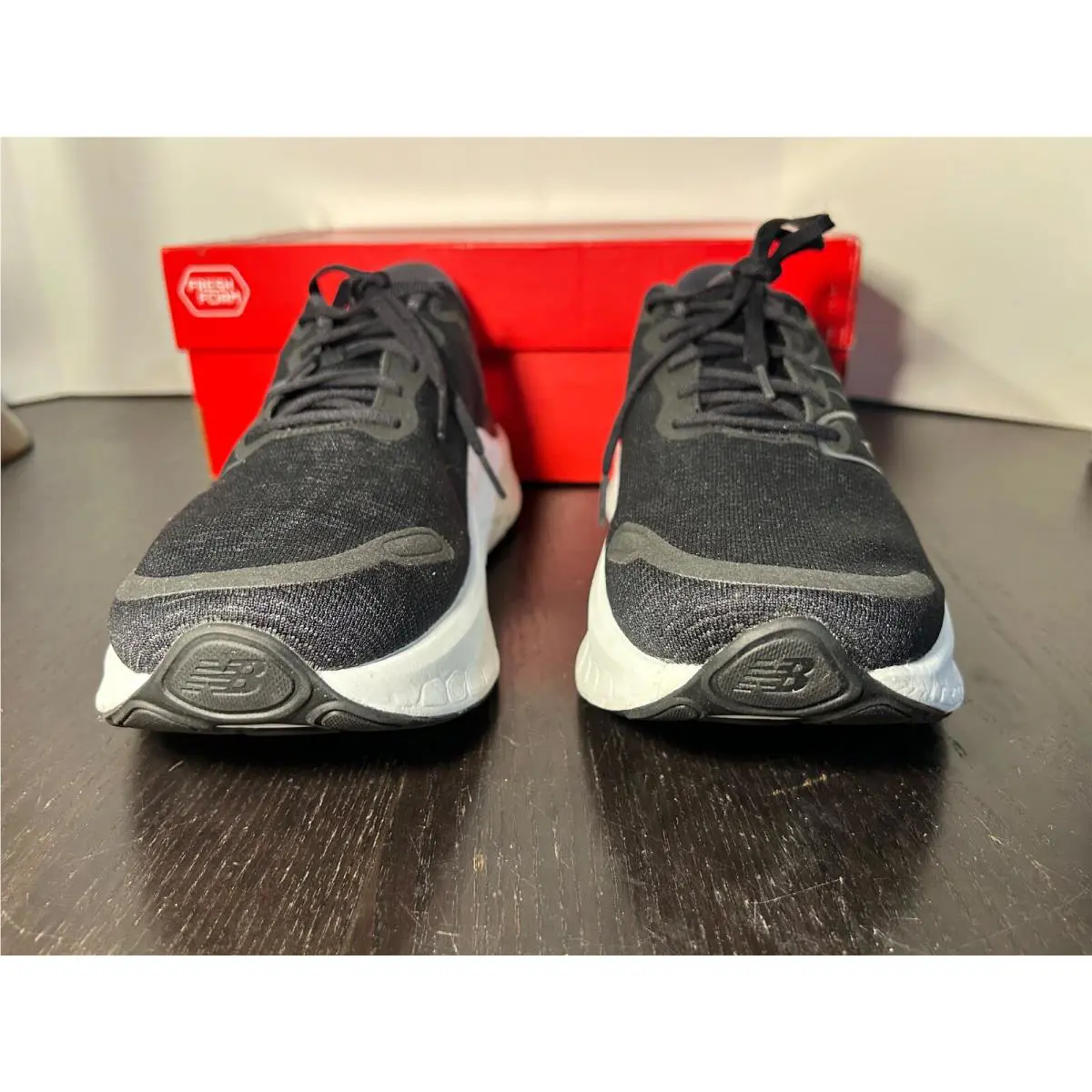 New Balance shoes - Black, White 2