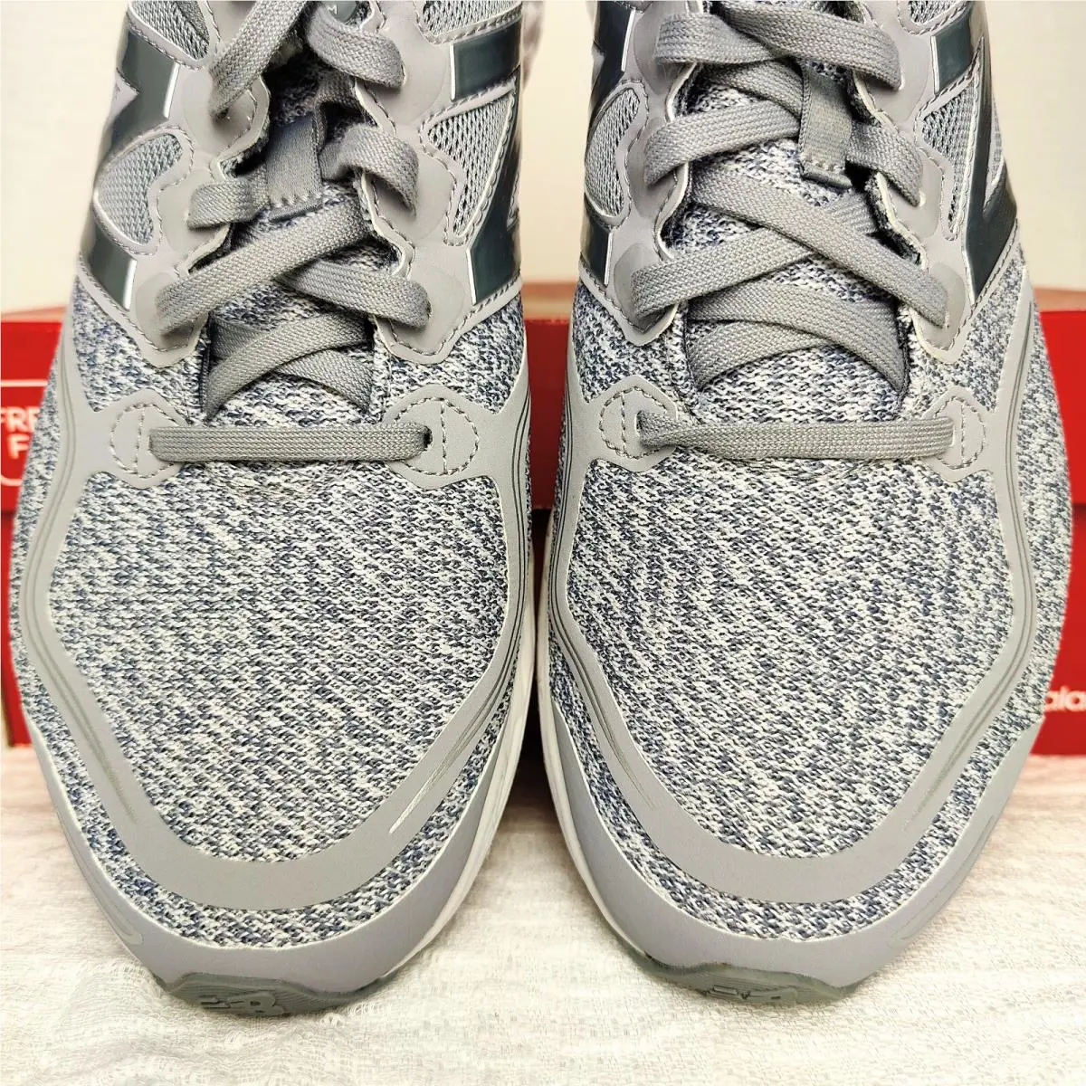New Balance shoes - New Balance Veniz Fresh Foam - WVNZRG1 - Gray & White 5
