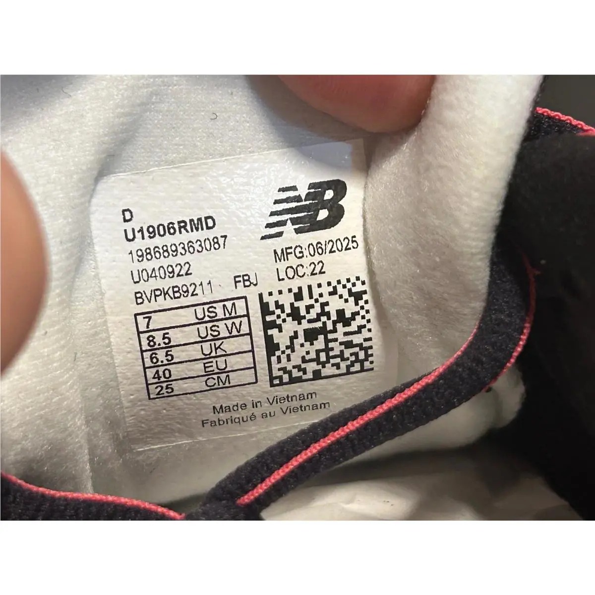 New Balance shoes - Black, Pink 12