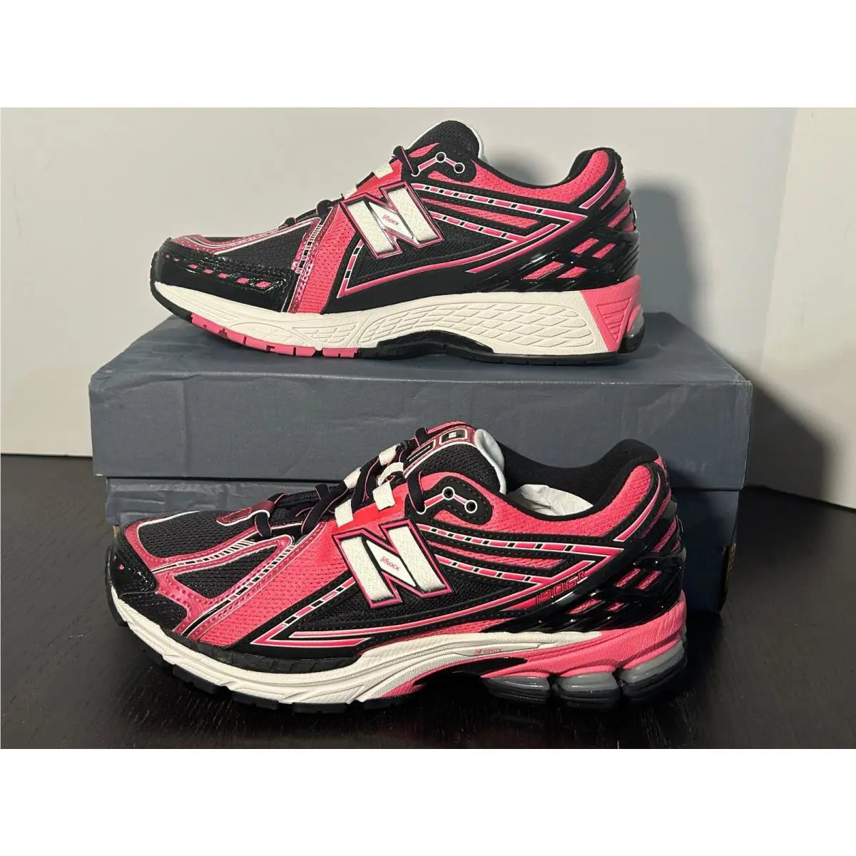 New Balance shoes - Black, Pink 4