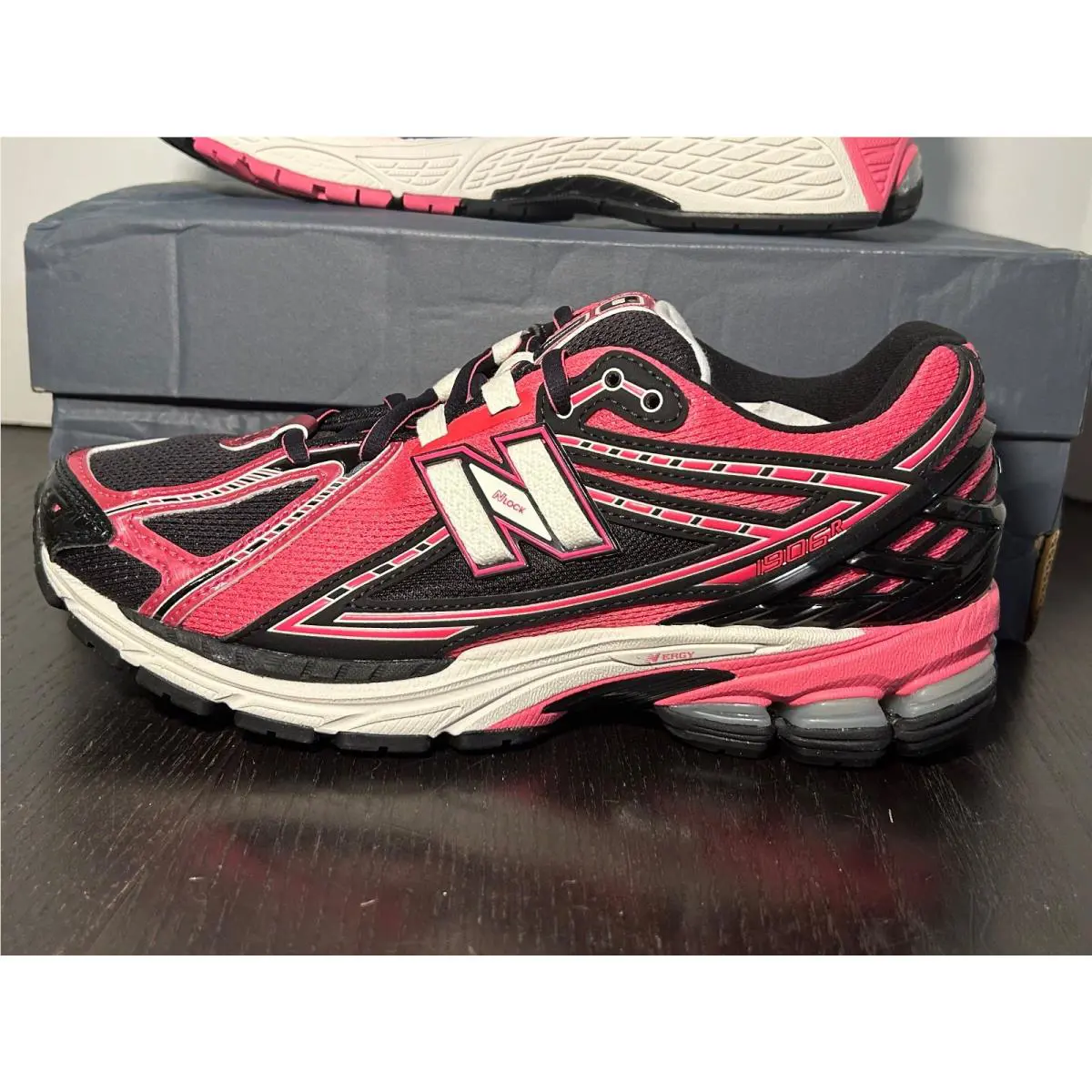 New Balance shoes - Black, Pink 5