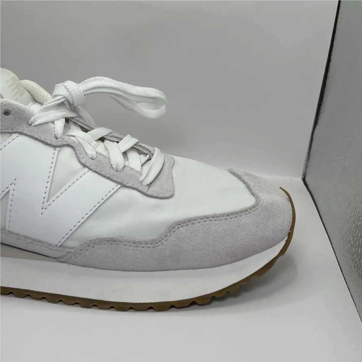 New Balance shoes - White 11
