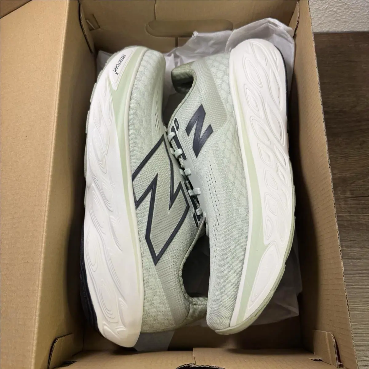 New Balance shoes - New Balance Fresh Foam 1080 v14 - W1080M14 - Green (UPC: 197966137083) 2
