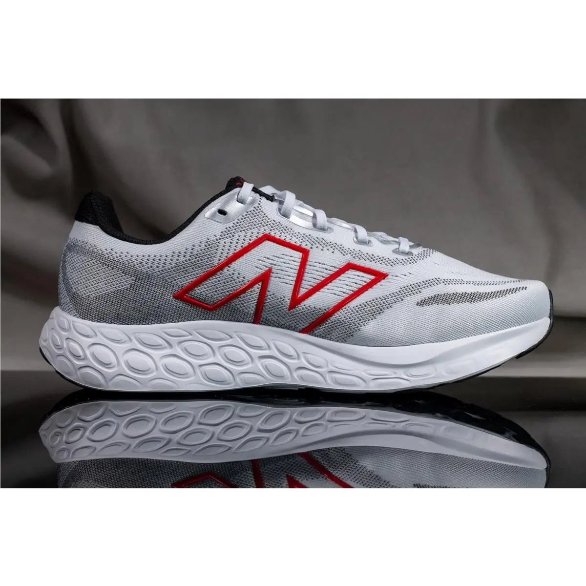 New Balance shoes - NEW BALANCE FRESH FOAM 680 v8 - M680RW8 - Multicolor (UPC: 197968088789) 2