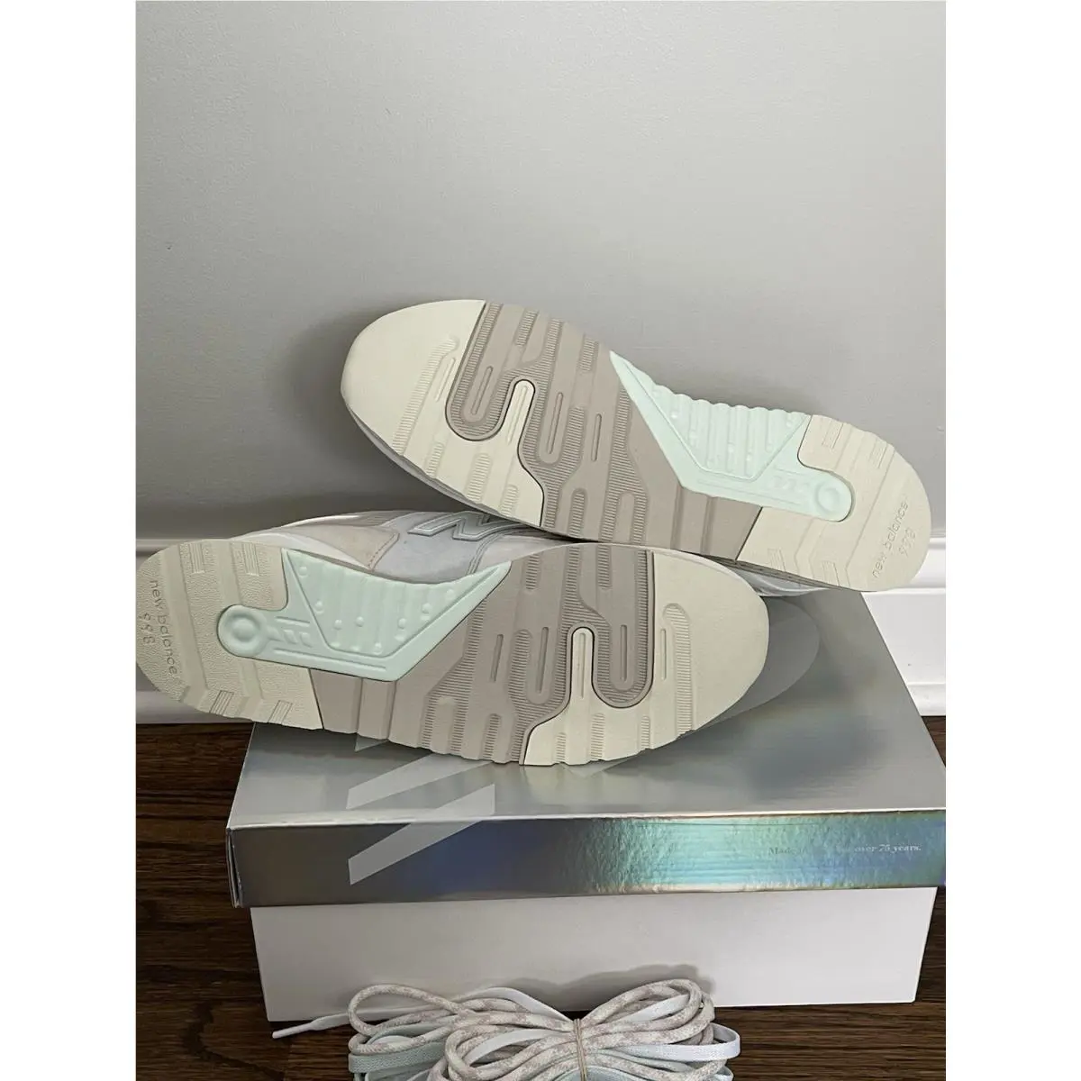 New Balance shoes - New Balance 997.5 - U9975KT - Multicolor, Manufacturer: White/Ice Blue/Peach 7
