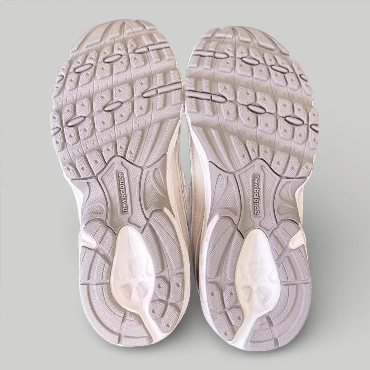 New Balance shoes - New Balance 740 - White (UPC: 197968150851) 3