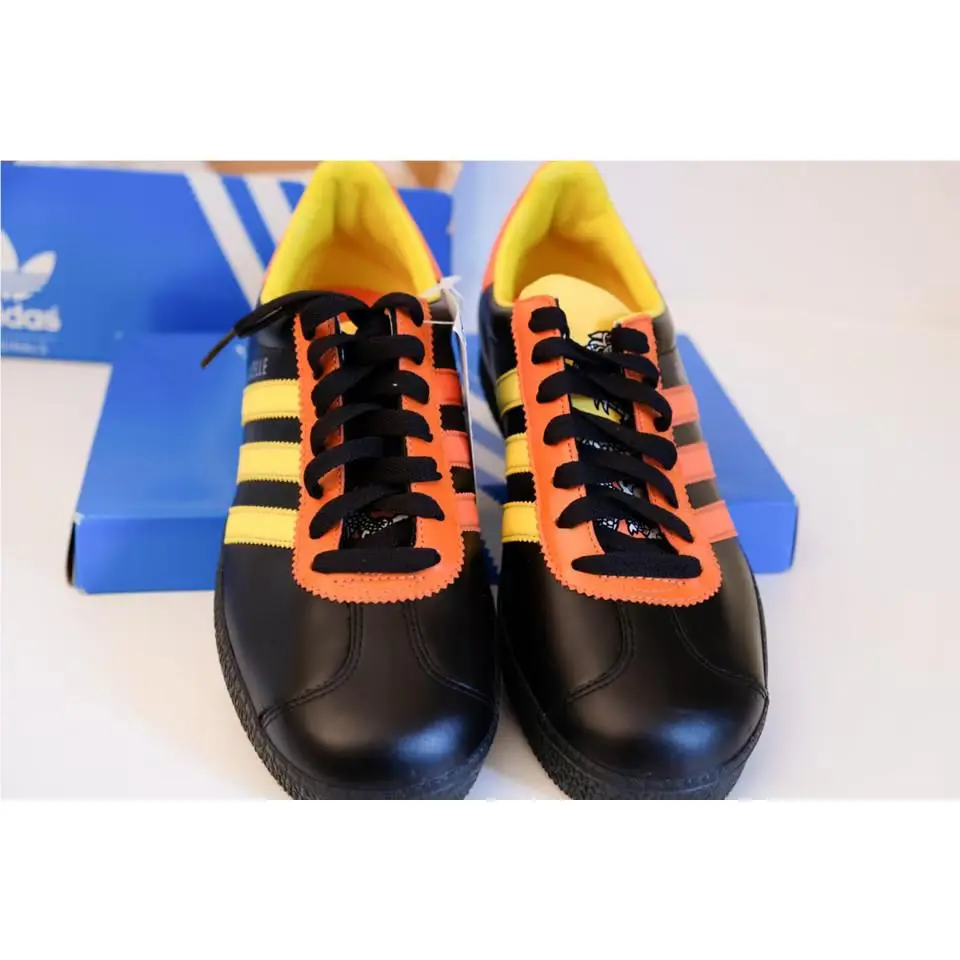 Adidas shoes - ADIDAS GAZELLE II DRAGON - GAZELLE DRAGON - BLACK/ORANGE/YELLOW - U50 - 667240 5